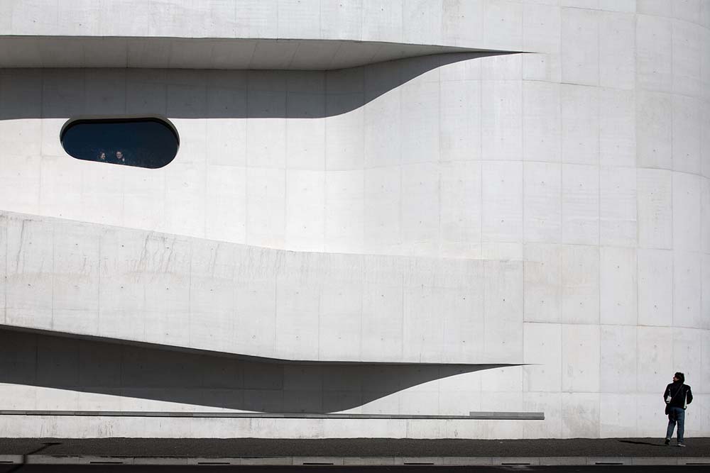 جنبه های متعدد معمار: کاوش در آثار آلوارو سیزا ویرا