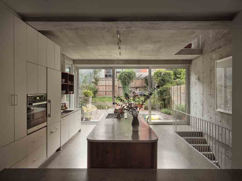 Maison-Jardin BEAU / معمار الکساندر برنیر